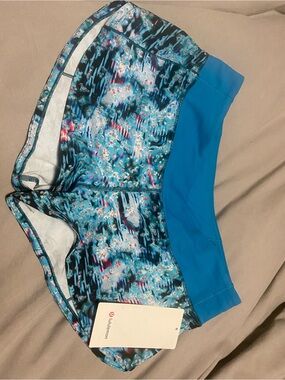lululemon athletica Blue Multicolor Patterned Women’s Shorts